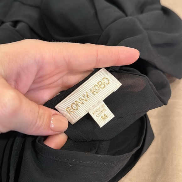 Ronny Kobo Trina Crystal Black Chiffon Plunge V-Neck Puff Sleeve Top Size M - Picture 4 of 6